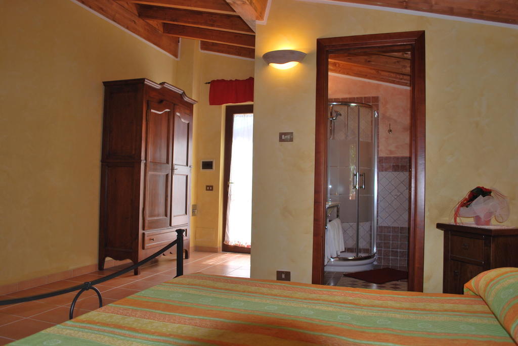 Agriturismo La Valle Di Ceri Cerveteri Habitación foto